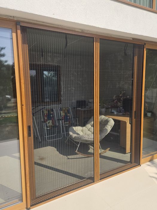 Tamplarie PVC la comanda / Rulouri la comanda