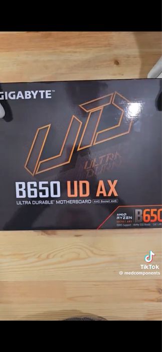 PC GAMING  cu tot cu periferice si un volan logitech