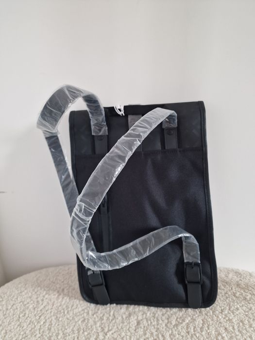 Страхотна раница RAINS нова