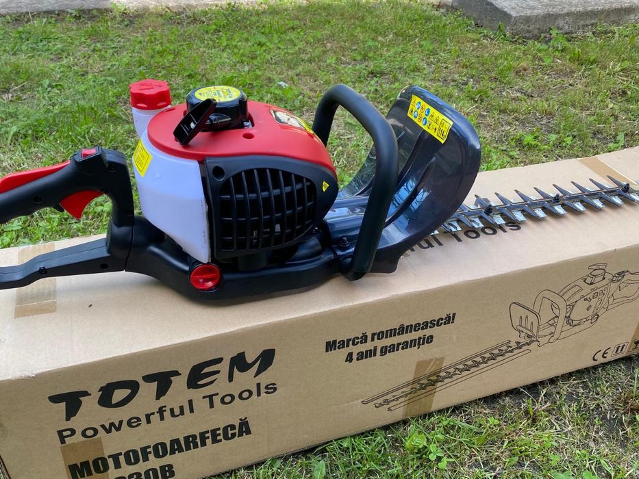 Totem motofoarfeca pe benzina