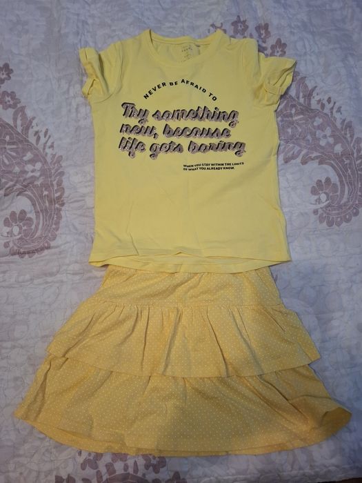 Фирменные футболка и юбка на девочку 9-10лет
