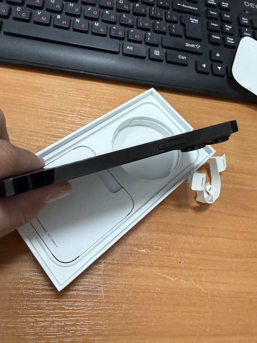 Продам Iphone 14 PRO