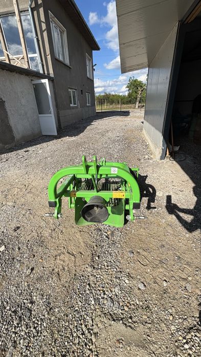 Едноредова вибрационна картофовадачка BOMET URSA  Z655,