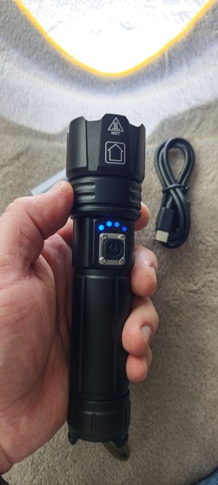Lanterna led tactica