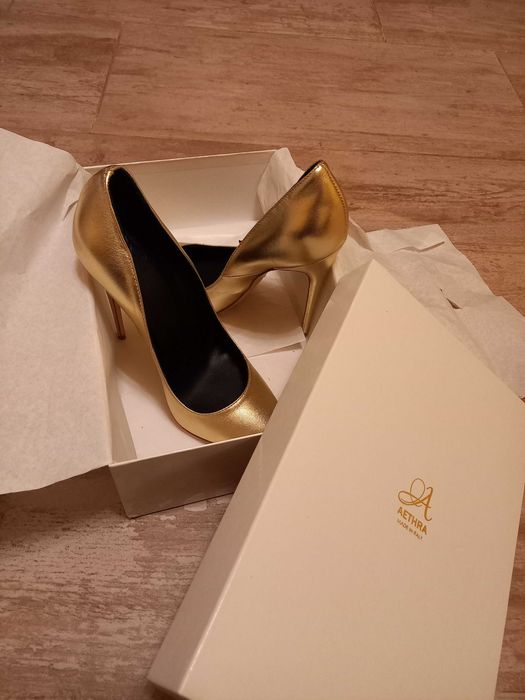 Pantofi piele  nr 38