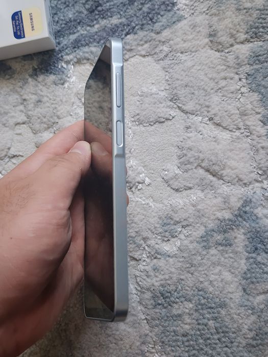 Galaxy f17 5g 128gb