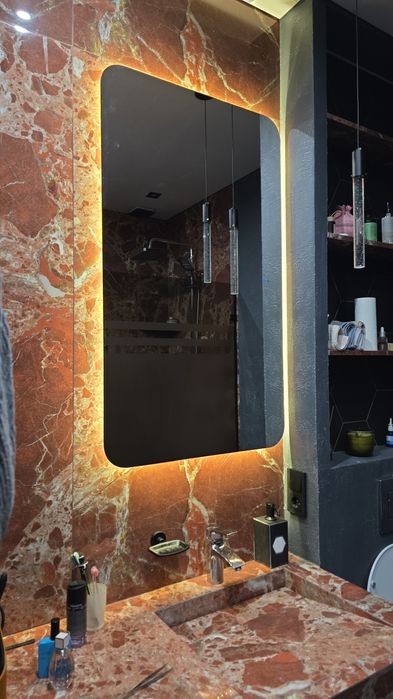 Зеркало с с подсветкой