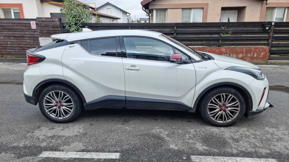 TOYOTA C-HR 2021 — imagine 2