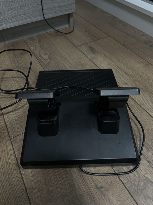 Vând volan gaming PC/PS4/PS5