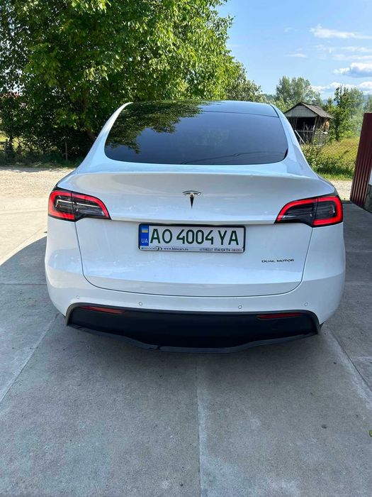 Tesla Y Dual Motor 2022