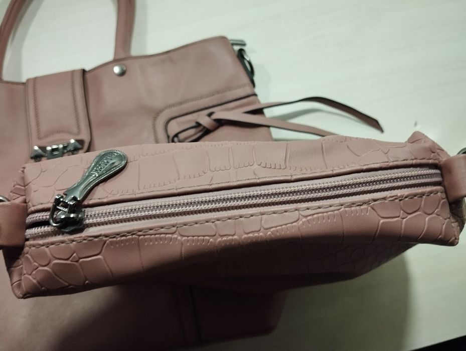 Женская сумка + косметичка (комплект)