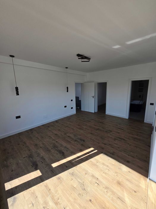 Vila individuala P+1 /5Camere/Corbeanca/Petresti