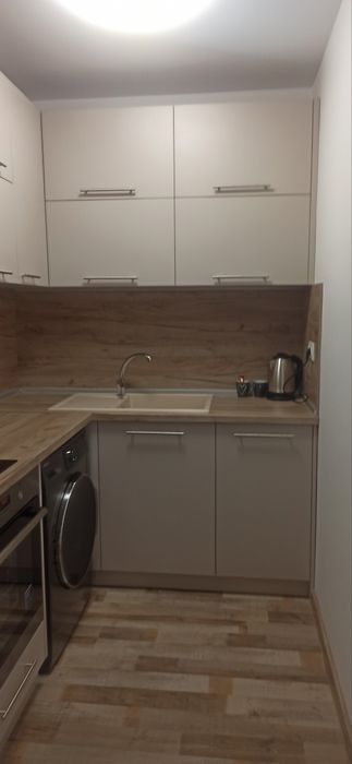 Дава се под наем Двустаен апартамент в Варна, Колхозен пазар - 60 кв.м за 510 € - Снимка #4