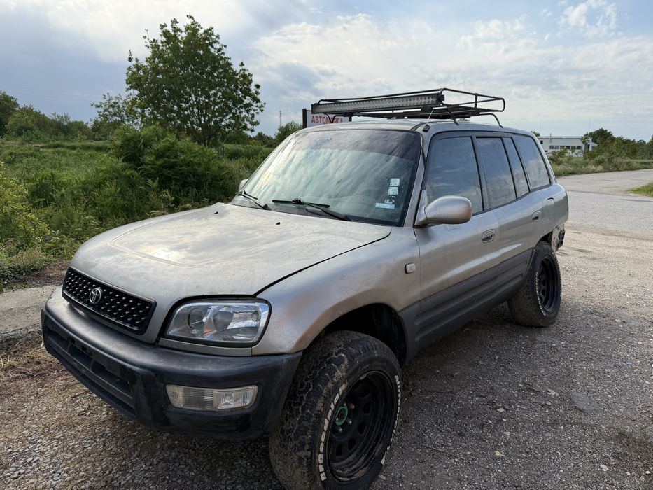 Toyota Rav4 на части