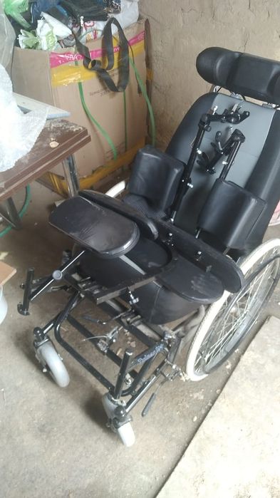 Инвалидный коляска