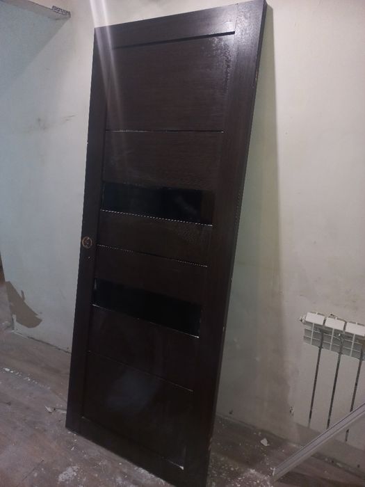 Продам двери, 80 см и 60 см