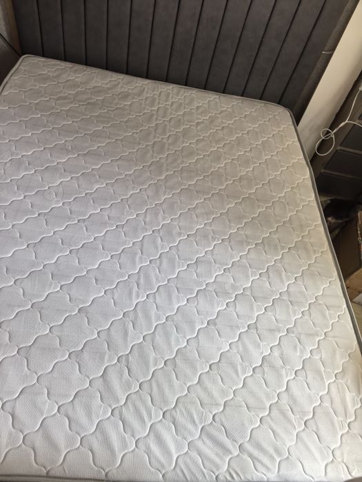 Матрас для кровати
