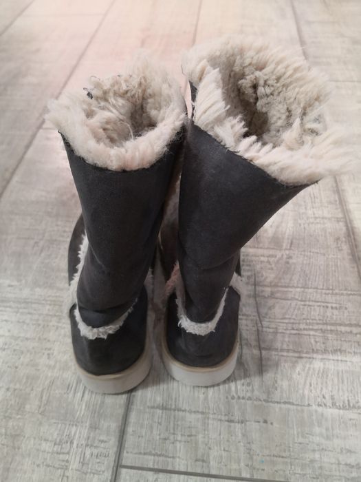 Cizme fete Zara marimea 25