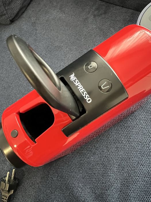 Aparat de cafea Nespresso