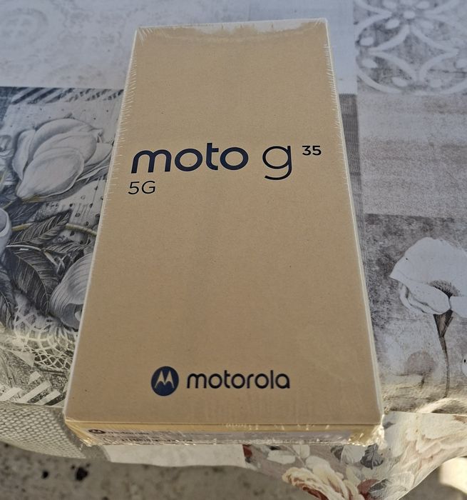 Чисто нов Motorola Moto g 35 5G