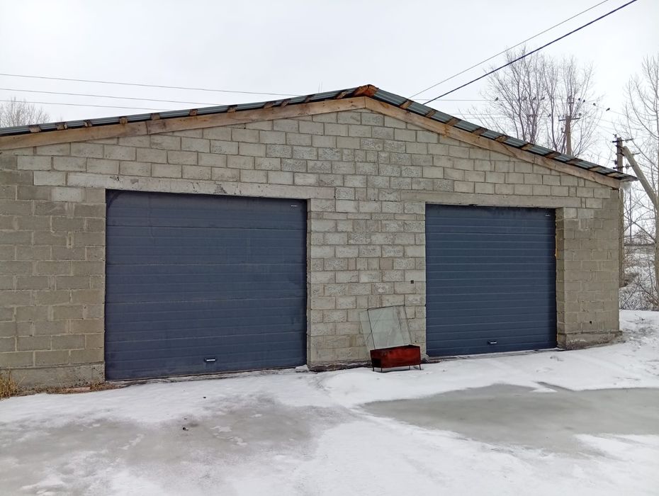 Сдам  большой гараж