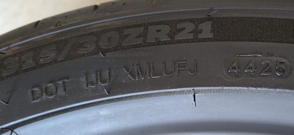 315/30 R21 105Y XL UNIGRIP (Gripmax) Anvelope noi vara protectie janta