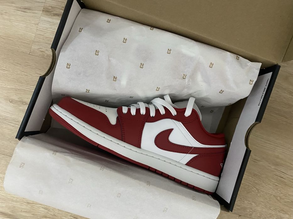 Баскетбольные кроссовки