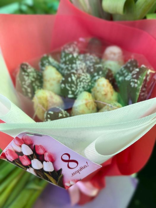 Тюльпаны 8 марта