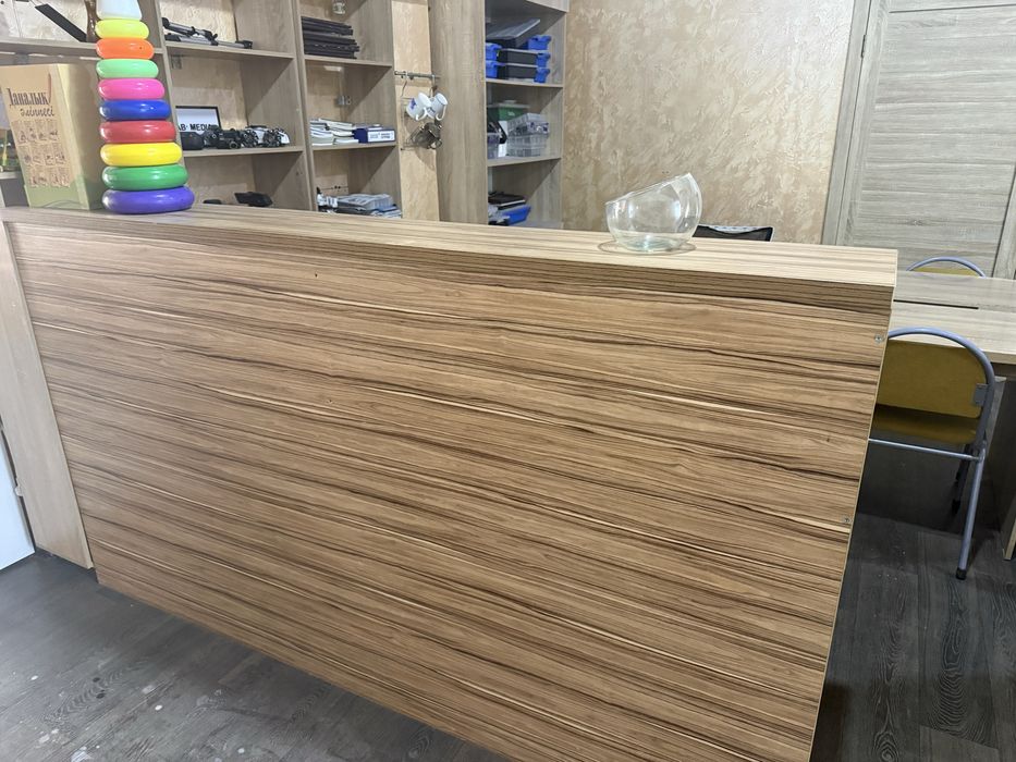 Барная стоика или ресепшн