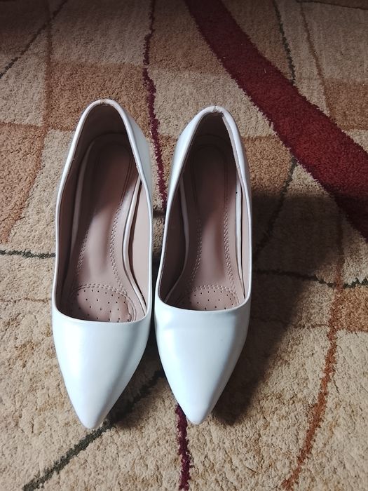 Новый туфли 33 размер