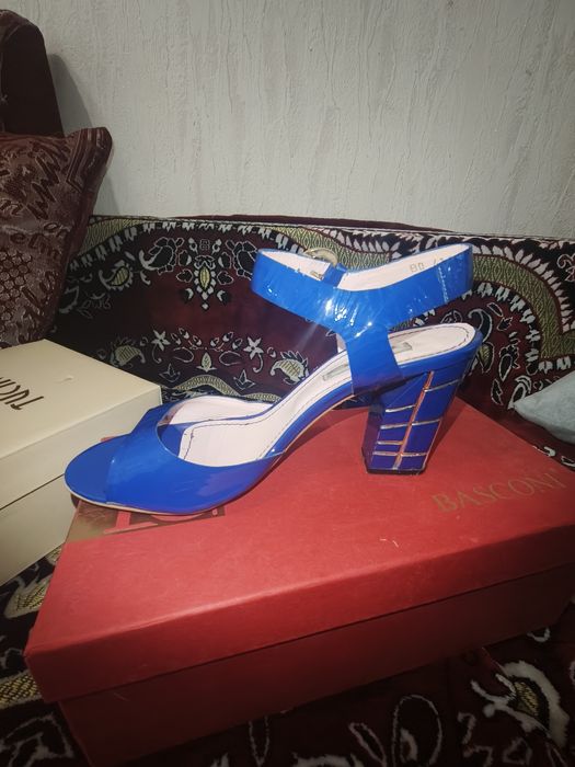 Продам летнюю обувь