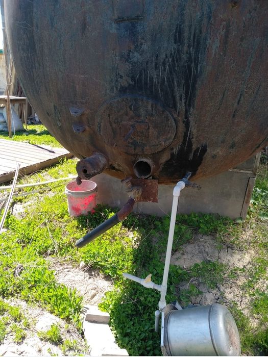 Продам Бочку ( цистерна)