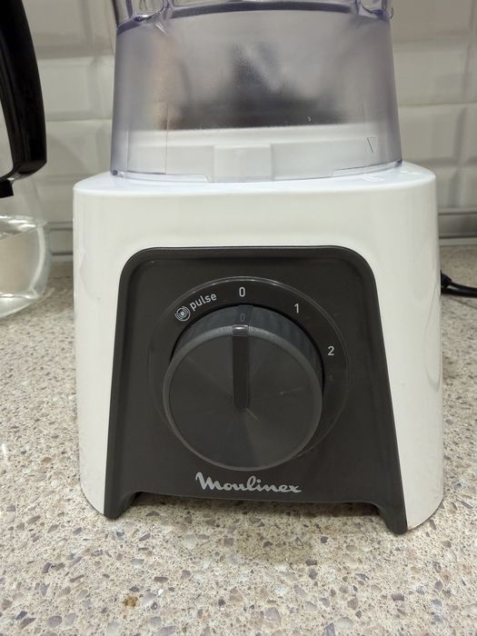 Блендер Moulinex LM-2С