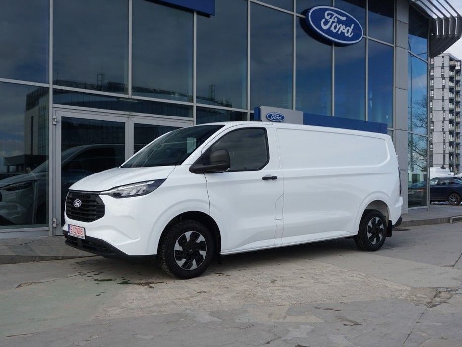 Ford Transit Custom Ford Transit Custom Van 320L2H1 Trend 2.5L PHEV 227CP AT FWD
