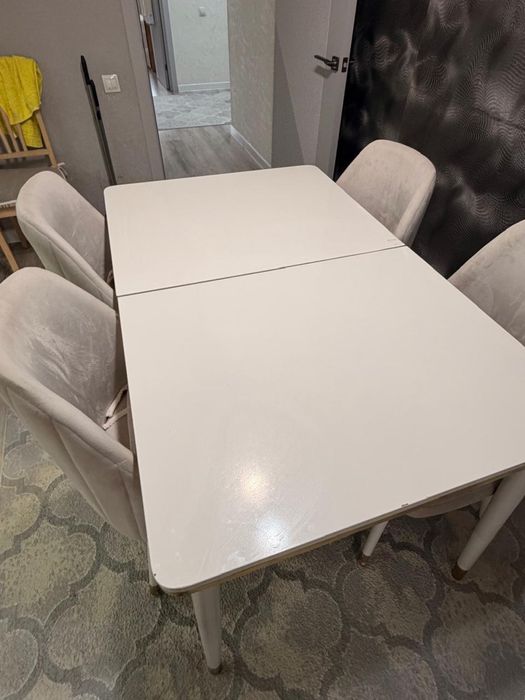 Продам стол большой