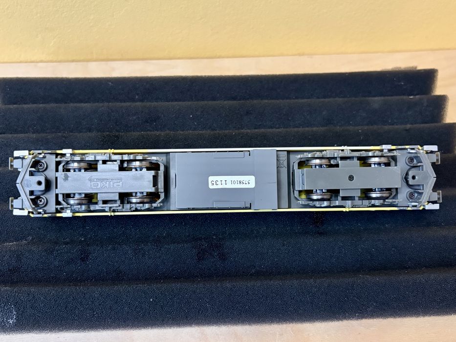 PIKO 57592 дизелов локомотив Siemens ER20 DCC Влак, влакче