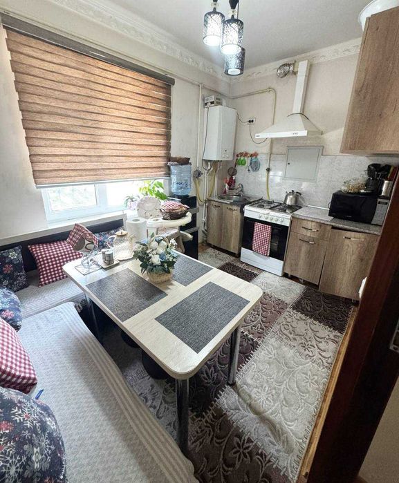 Янги ҳаёт туманидан 3 хонали квартира сотилади