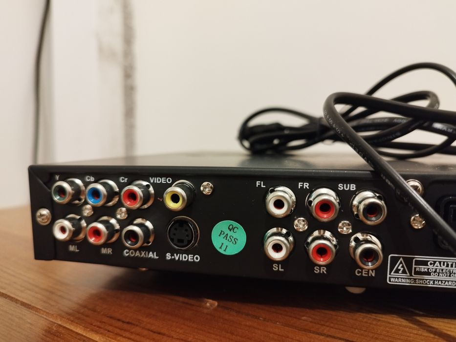 DVD плейър CROWN