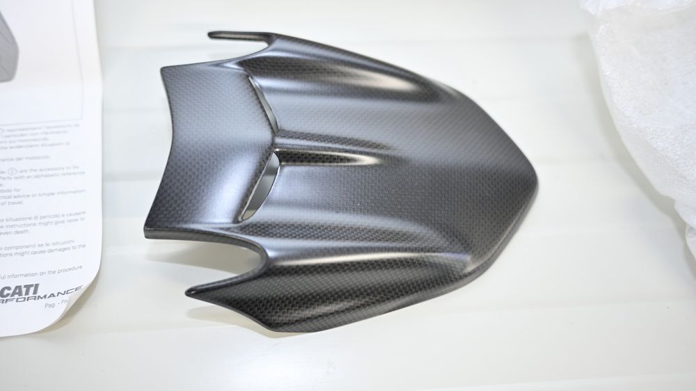 Carena carbon ceas de bord Ducati Performance Diavel 2015 +