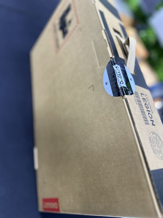 Lenovo Legion 5 15AHP10