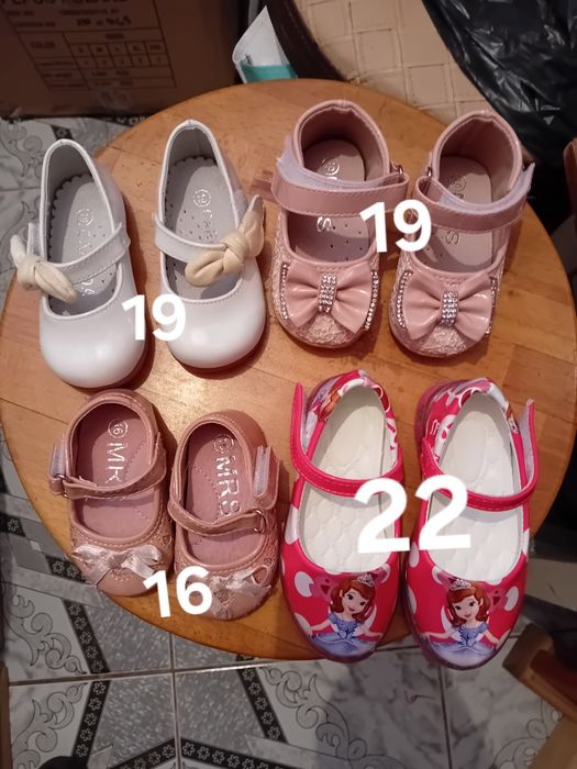 Ghete și papuci copii