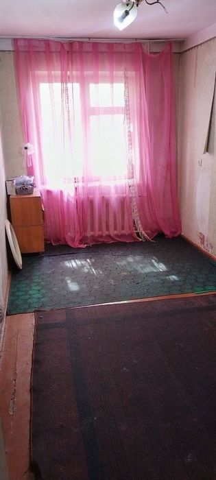 Чиланзар 9 2/2/4 кирпич 2*6 балкон Царство Недвижимости