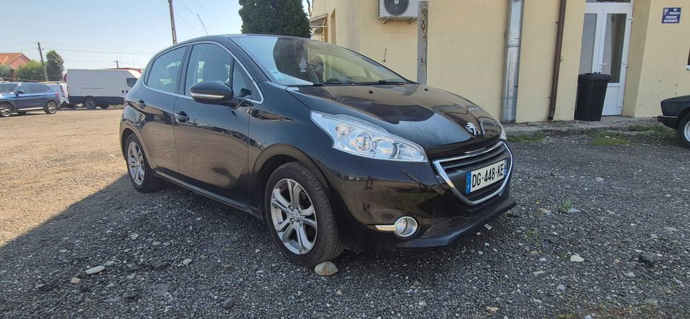 Peugeot 208 1.2 Benzina 2014