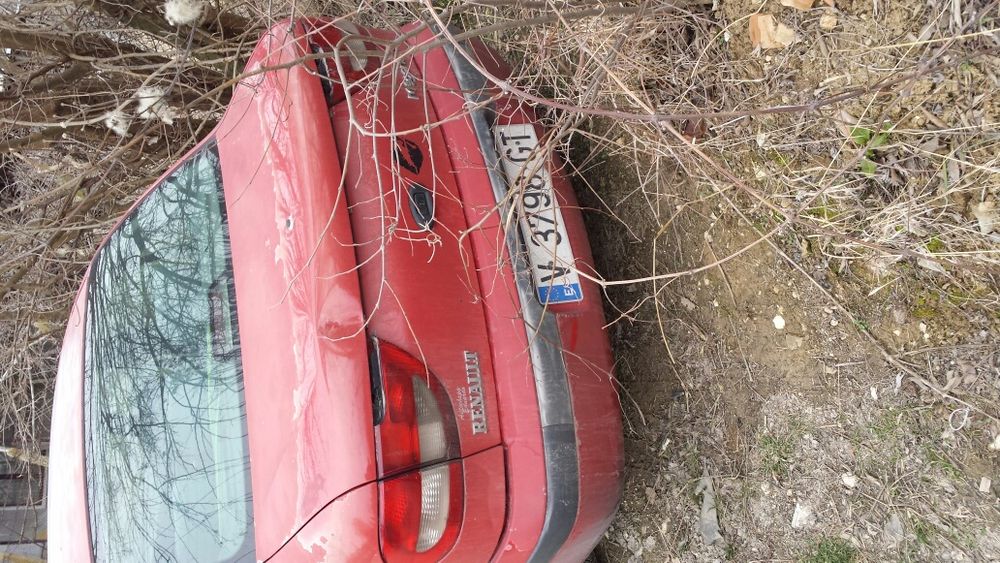 продавам на части рено меган 1.9д