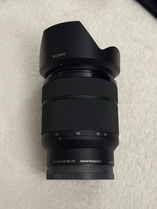 Sony A7 II Full Frame + Obiectiv 28-70mm + 3 baterii | Stare excelentă