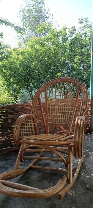 Stol stul tabiy qora toldan yasalgan