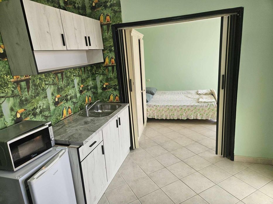 Двустаен апартамент, под наем, м-т Евксиноград