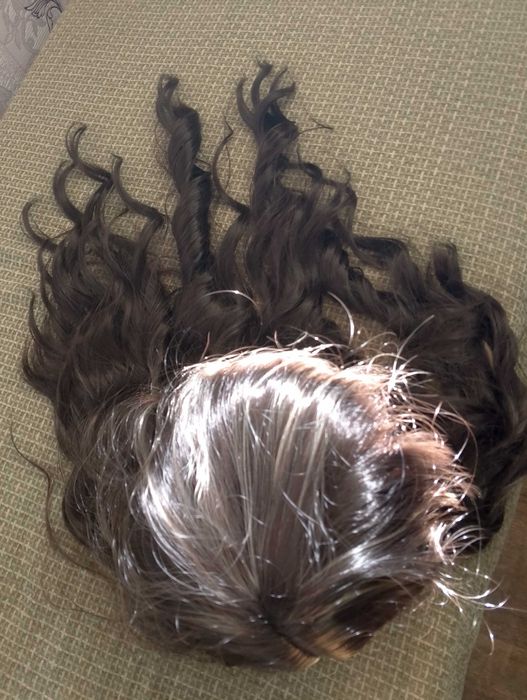 Парик женский, темно-коричневый. Новый!