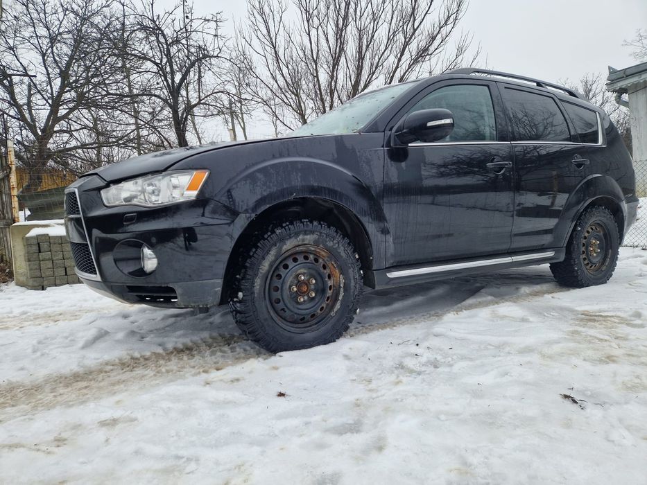 Fata completa Mitsubishi outlander, faruri bix enon ,bara cu senzori
