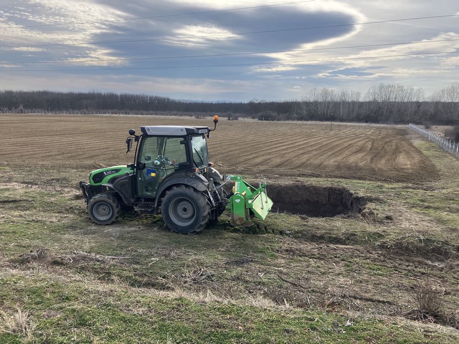 Inchiriem utilaje , miniexcavator , tractoare  , tocatoare